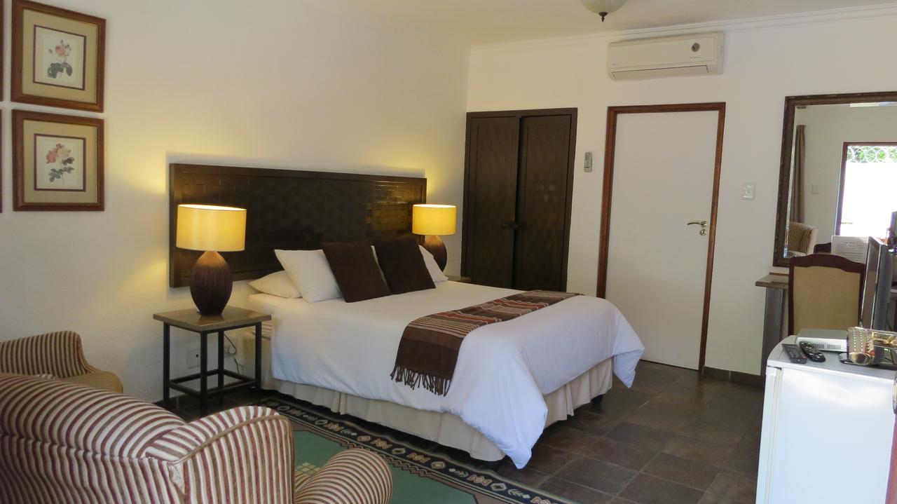 Pensao Guest Lodge Mbombela Room photo